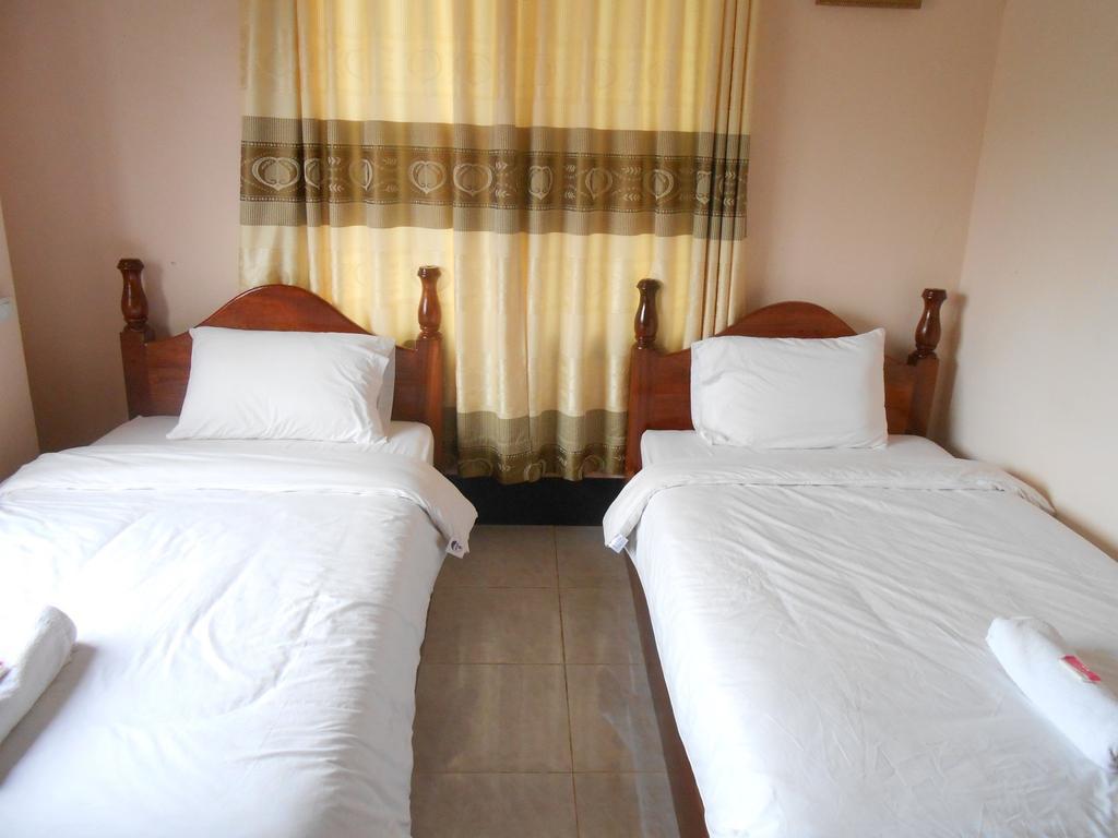 The Garden Pany Hotel Vang Vieng Δωμάτιο φωτογραφία
